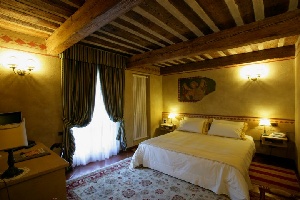 Xtrallusion offers characteristic Bed and Breakfast, B&B, Guest House, Hotel, Albergo and Country Lodge accommodation in Italy. Plus independent self-guided Walking, Adventure, Activity, Skiing and Paragliding Holiday itineraries on the Italian Rivieras, in the Italian Lakes, in the Italian Alps and in some of the most beautiful corners of Italy.